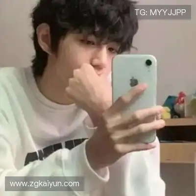 黄晓彤
